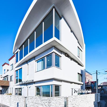 Zushi Funny House Villa Buitenkant foto