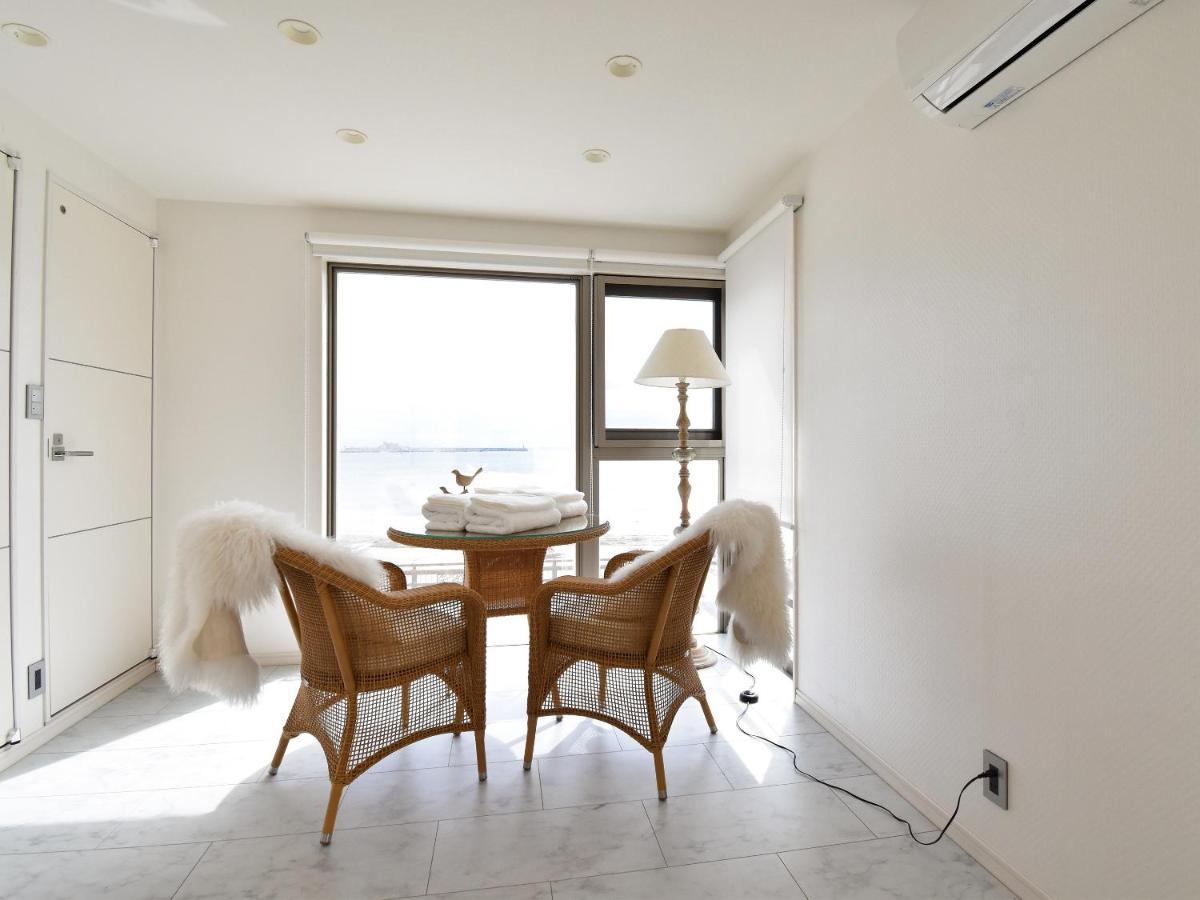 Zushi Funny House Villa Buitenkant foto