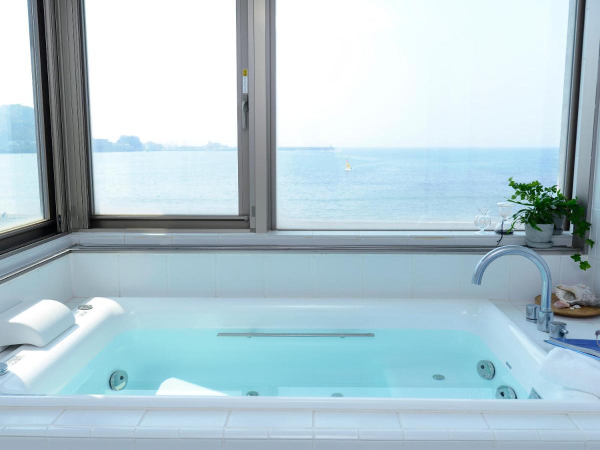 Zushi Funny House Villa Buitenkant foto